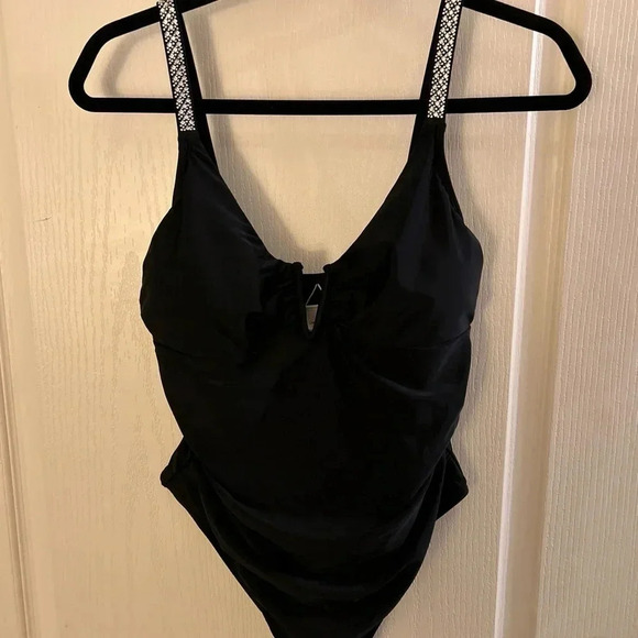Women’s Black One Piece Bathing Suit Sz Large W/Adjustable Embellished Straps - Picture 1 of 6